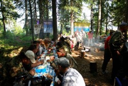 Корпоративный отдых. Вертолетный тур на рыбалку и отдых.